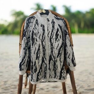 Vintage Editions 90s women’s Unique Pattern Zip-Up Jacket Shinny size Medium